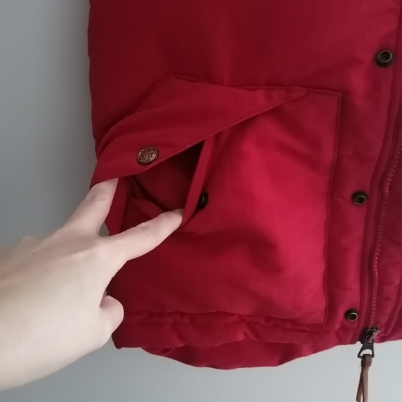 Levi's Men's Goose Down Fill Red Puffer Vest With Corduroy Trim Small - Picture 7 of 15